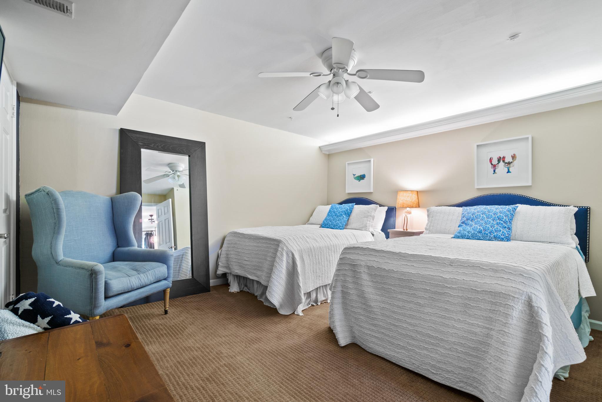 LAKE RIDGE - Residential