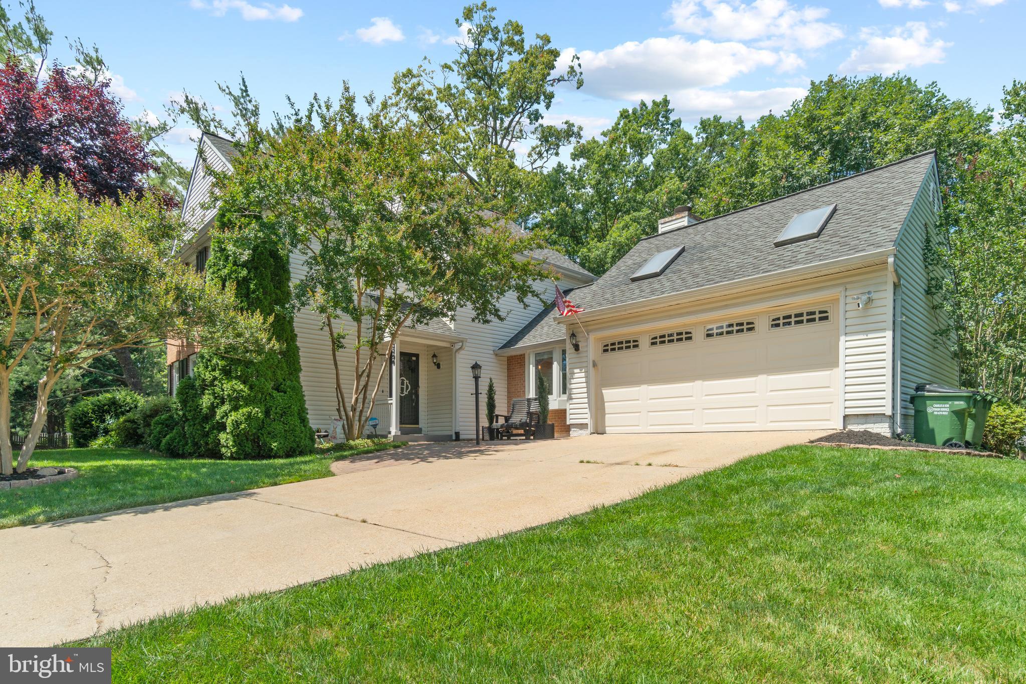 LAKE RIDGE - Residential