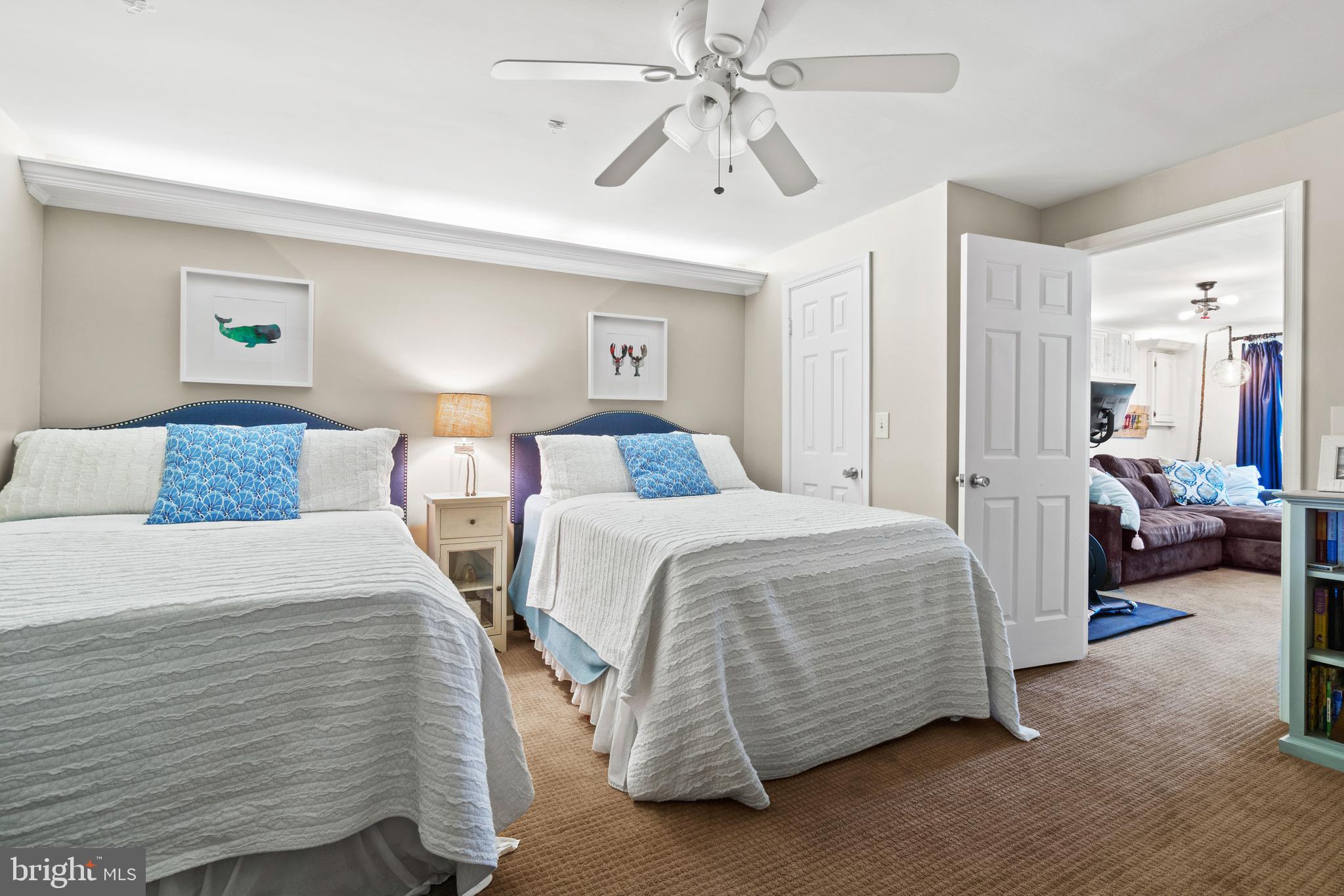 LAKE RIDGE - Residential