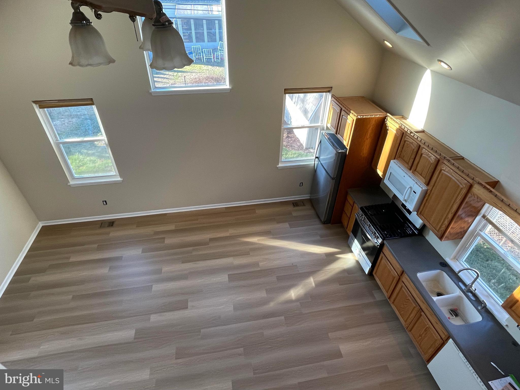 BLAIR MILL VIL EAS - Residential Lease