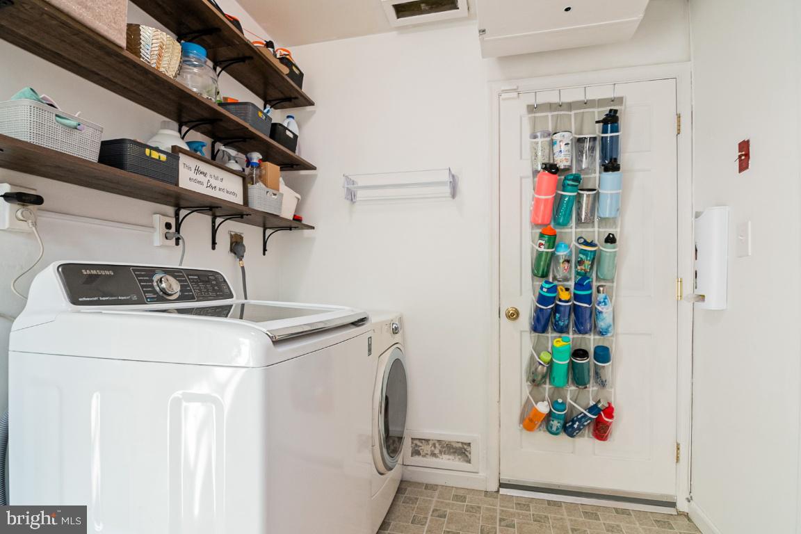 KENILWORTH AT BELAIR - Residential