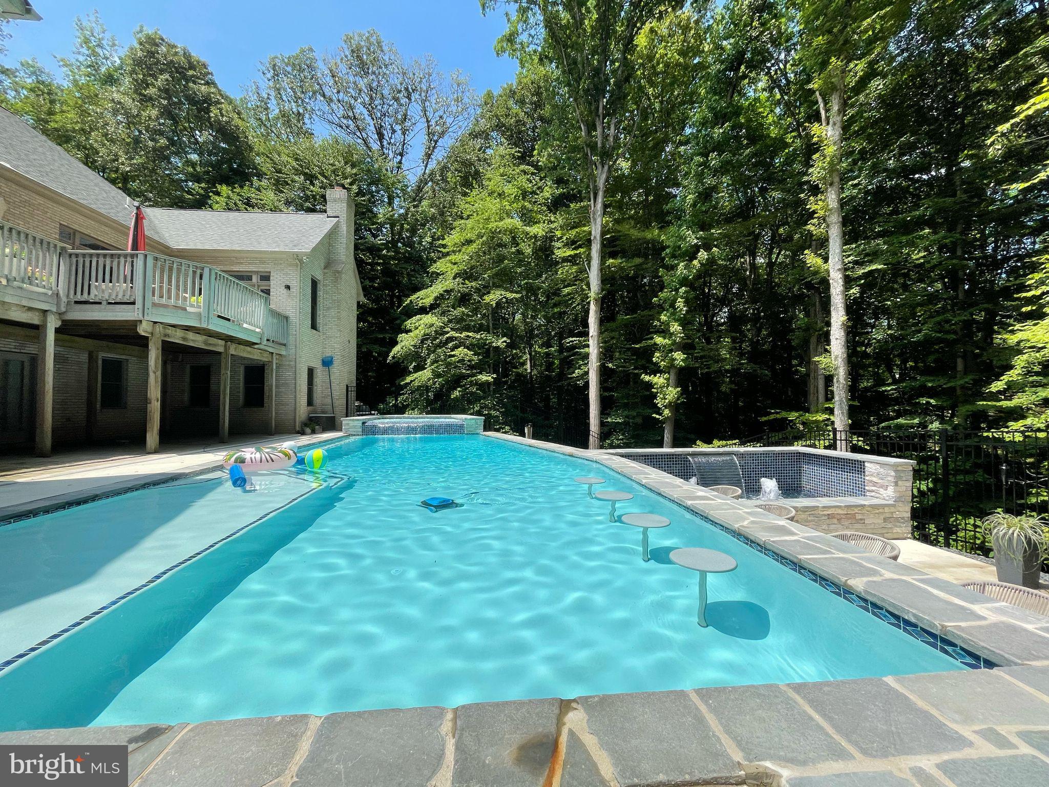 12320 PUTTERS COURT