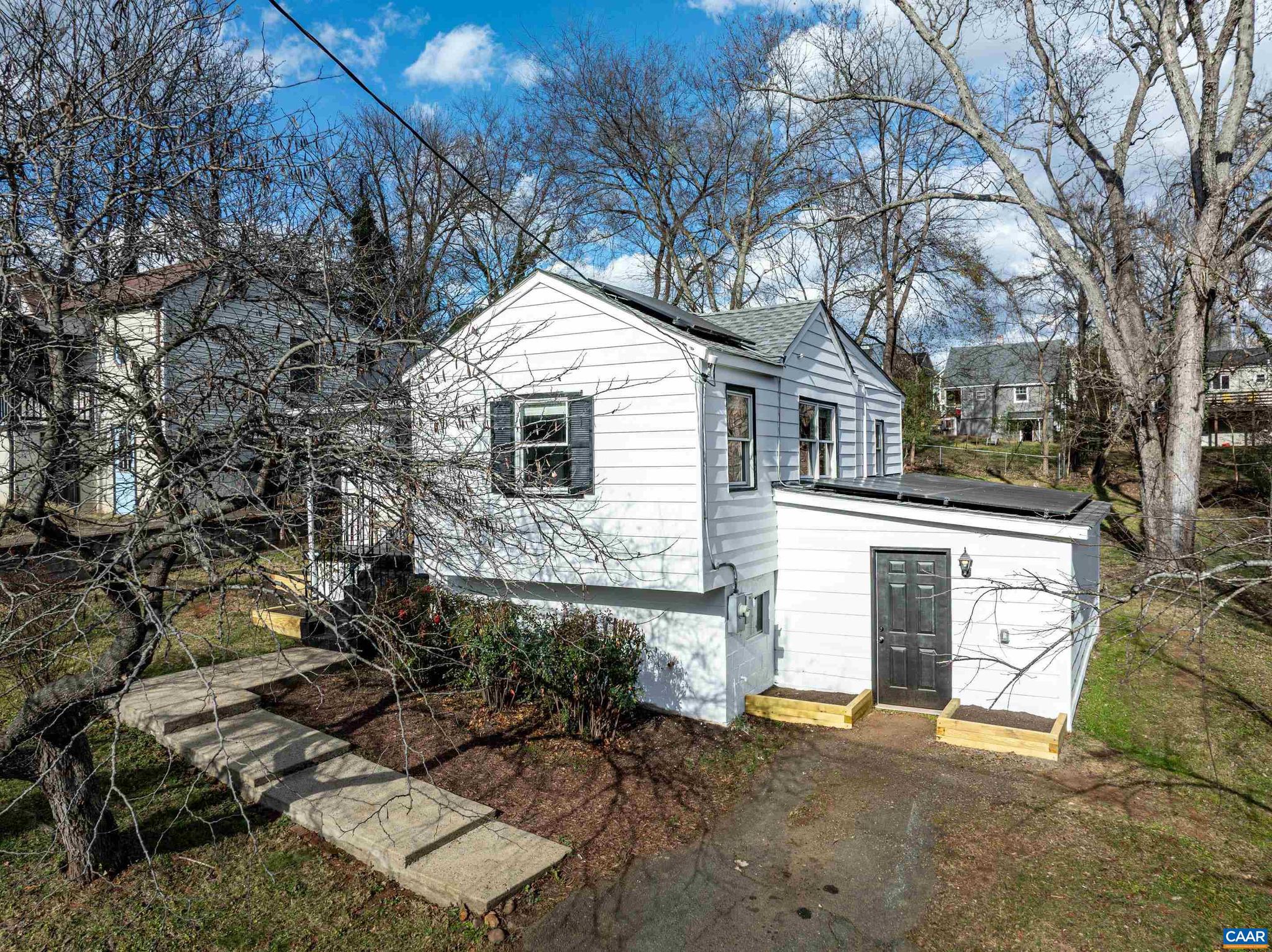 BELMONT - Residential Lease