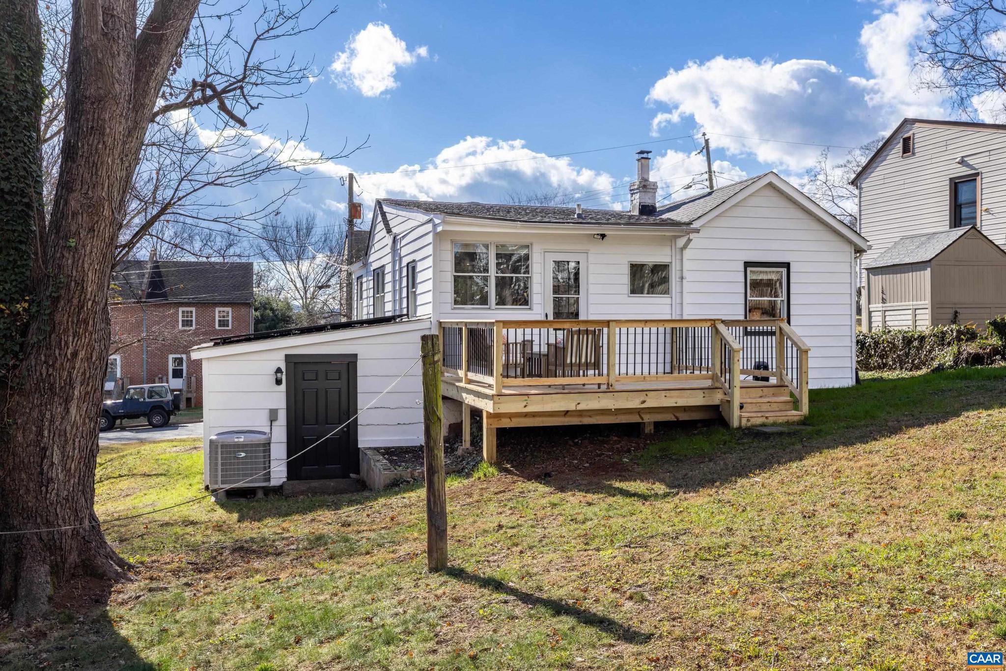 BELMONT - Residential Lease