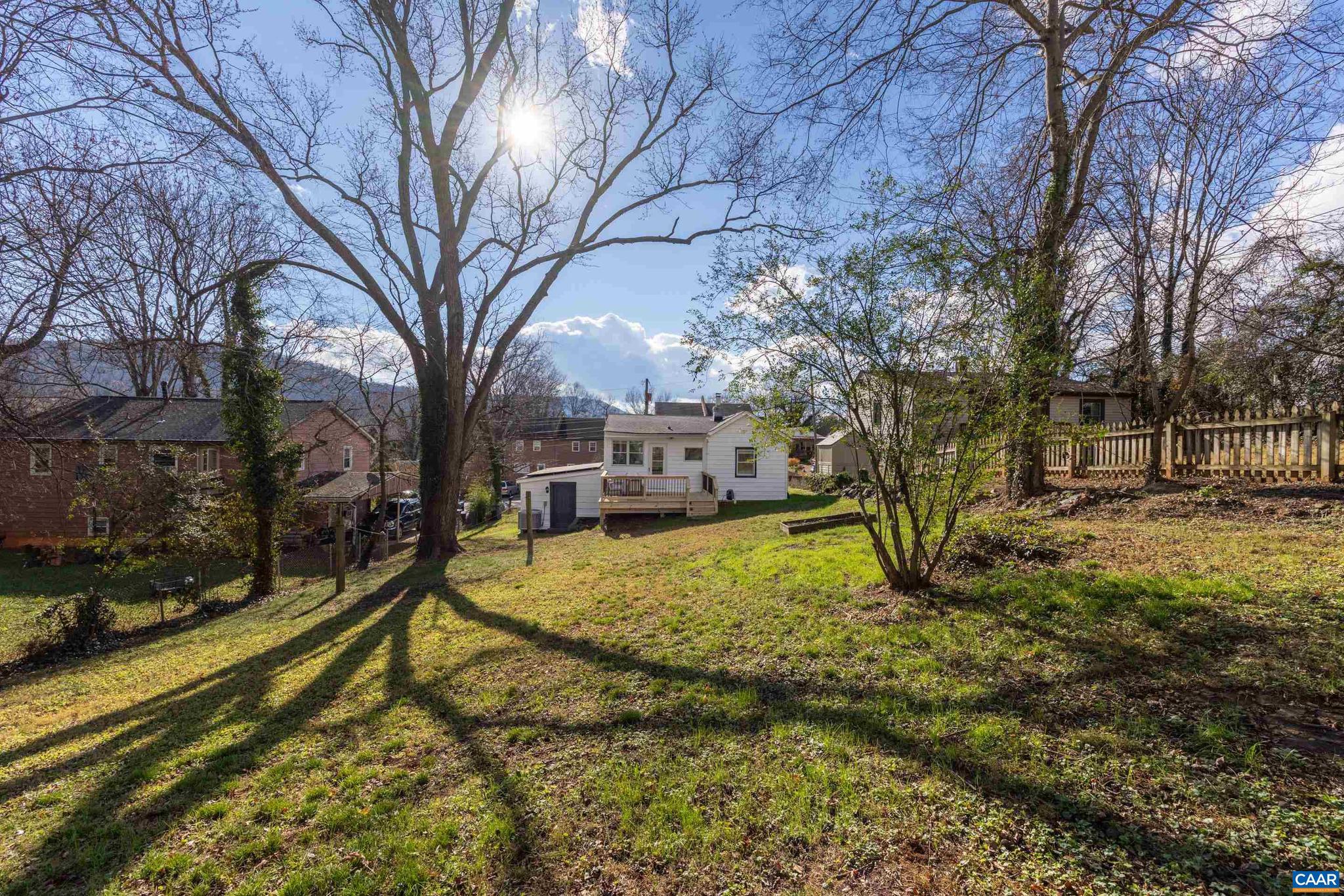 BELMONT - Residential Lease