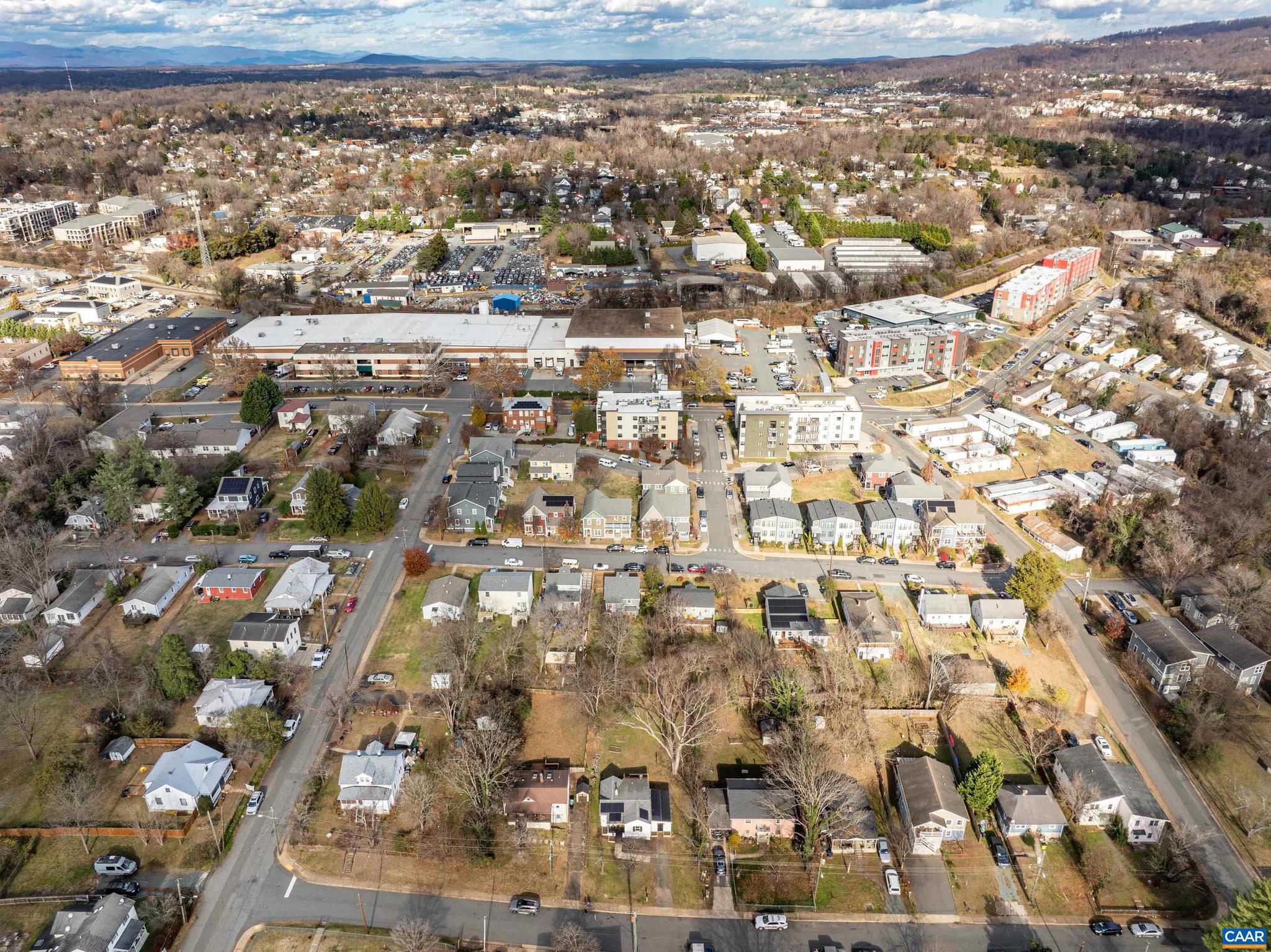 BELMONT - Residential Lease