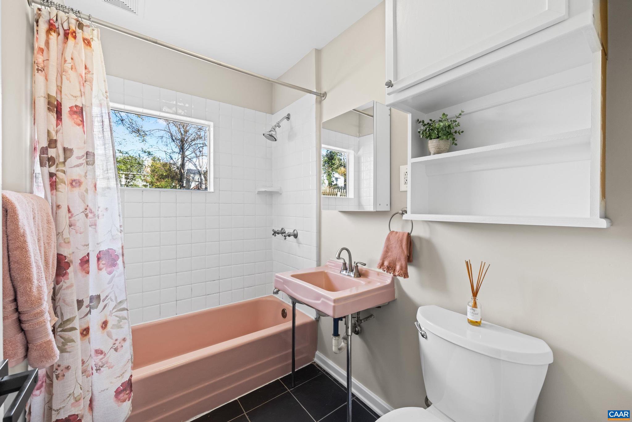 BELMONT - Residential Lease