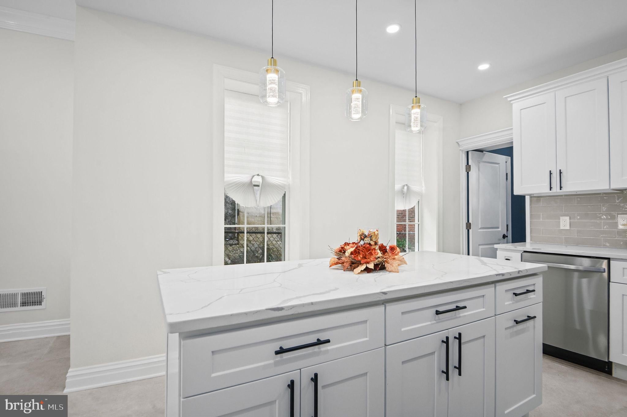 2439 N 15TH