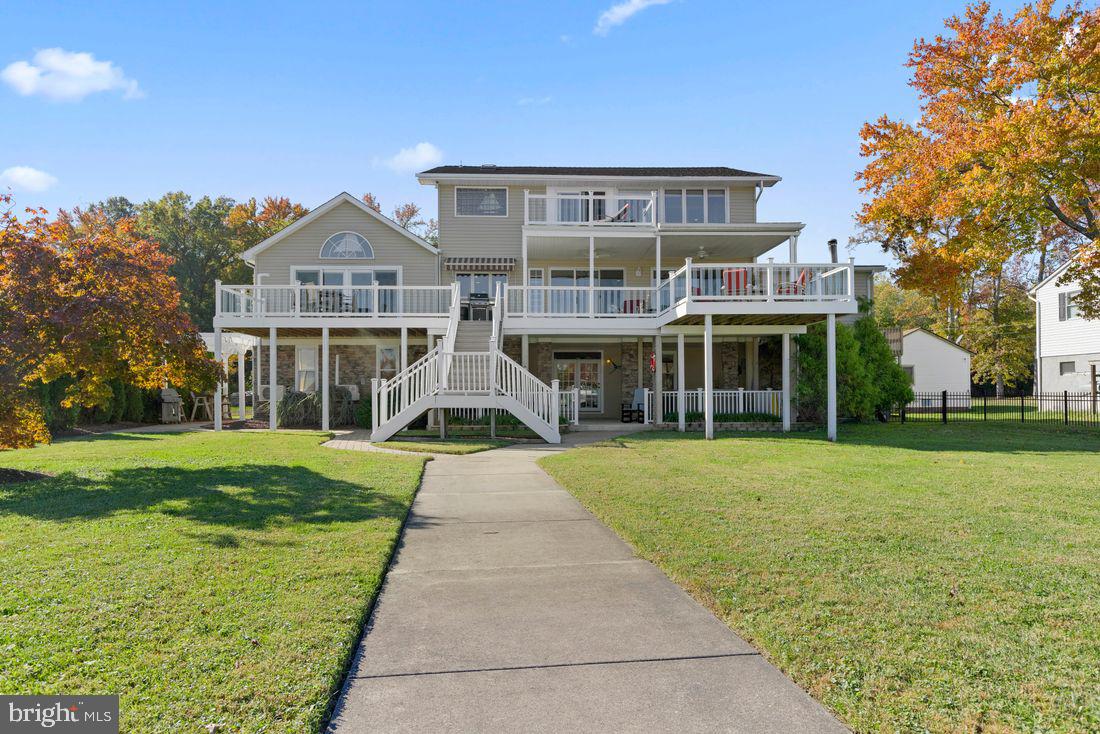 SENECA HARBOR - Residential