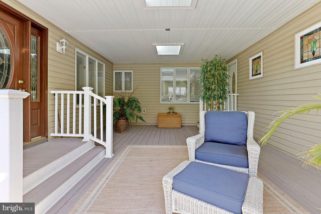 SENECA HARBOR - Residential