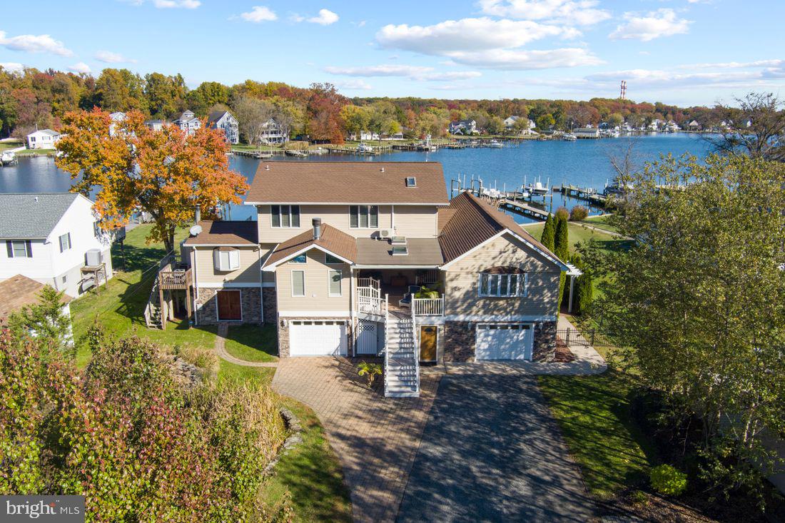 SENECA HARBOR - Residential