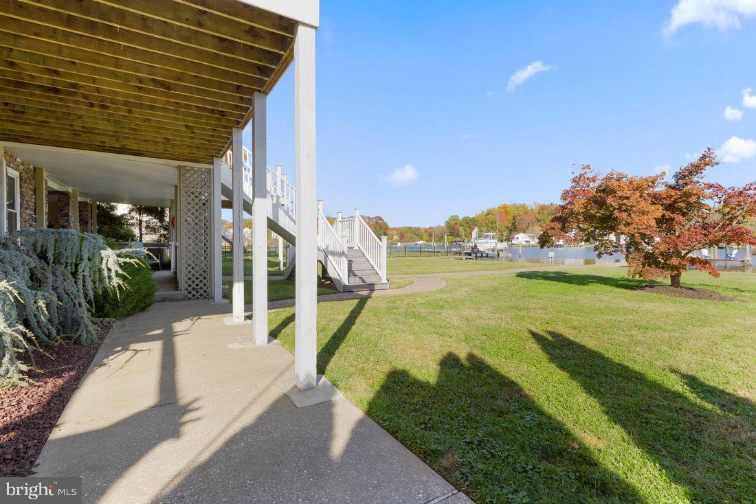 SENECA HARBOR - Residential