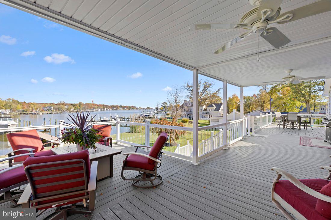 SENECA HARBOR - Residential