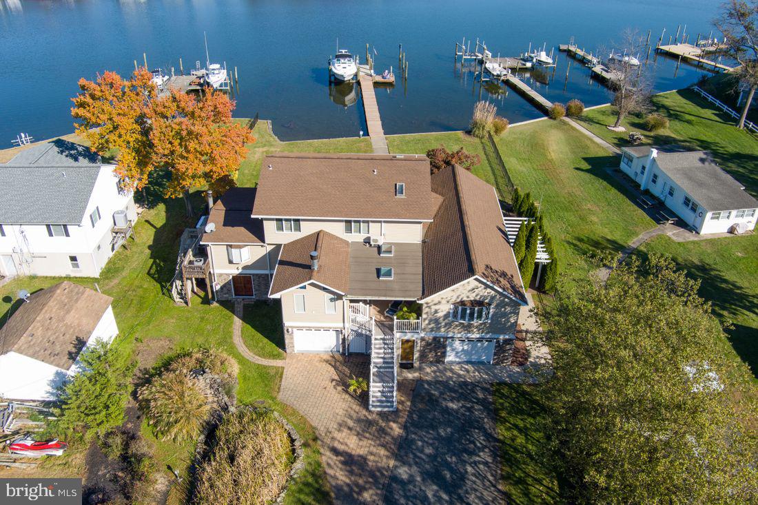 SENECA HARBOR - Residential