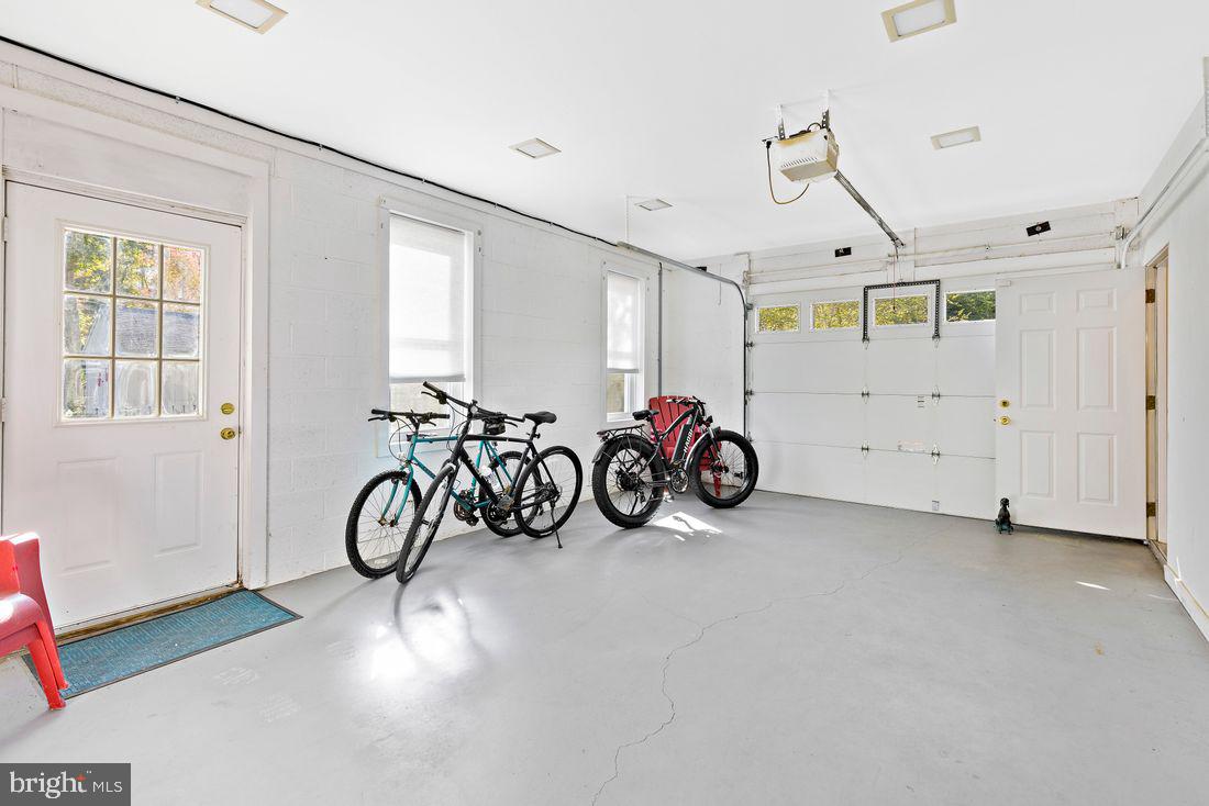 SENECA HARBOR - Residential