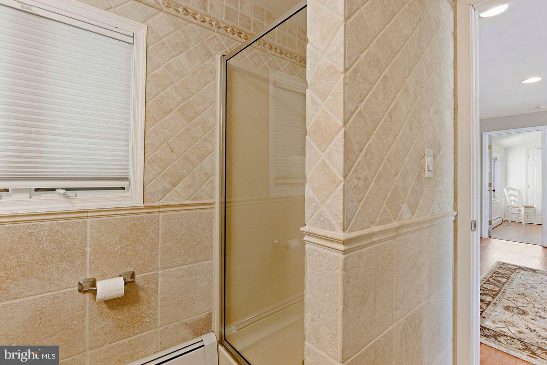 SENECA HARBOR - Residential