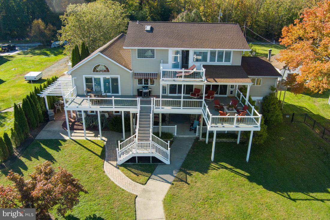 SENECA HARBOR - Residential