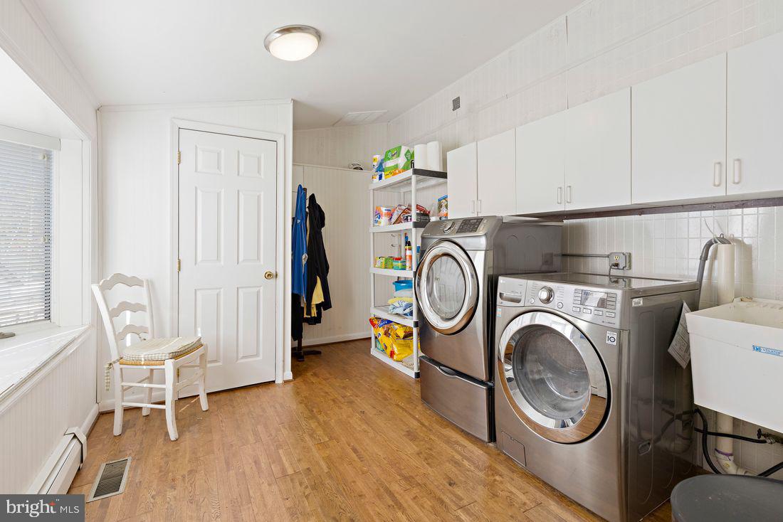 SENECA HARBOR - Residential