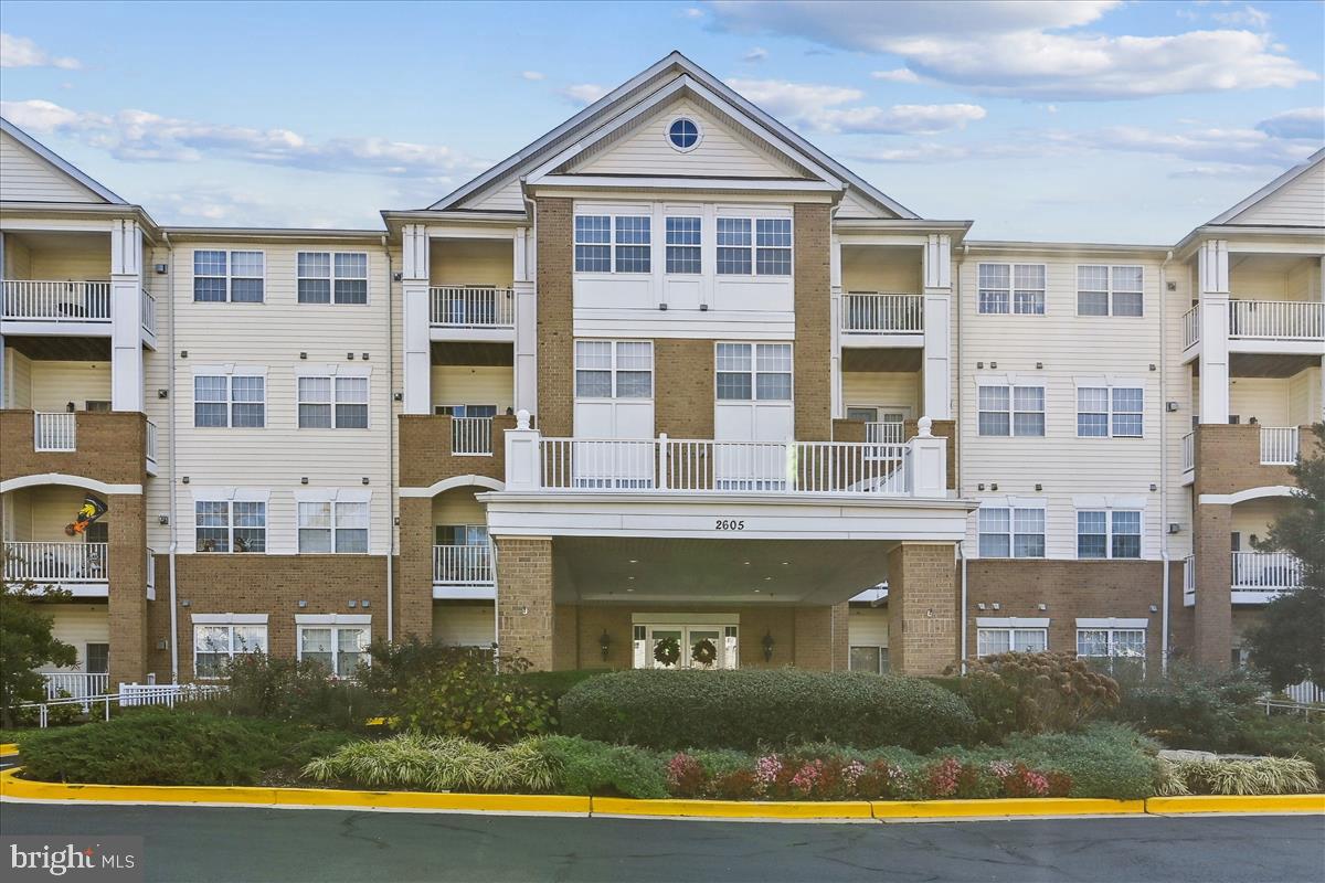 VILLAGE AT WAUGH CHAPEL - Residential