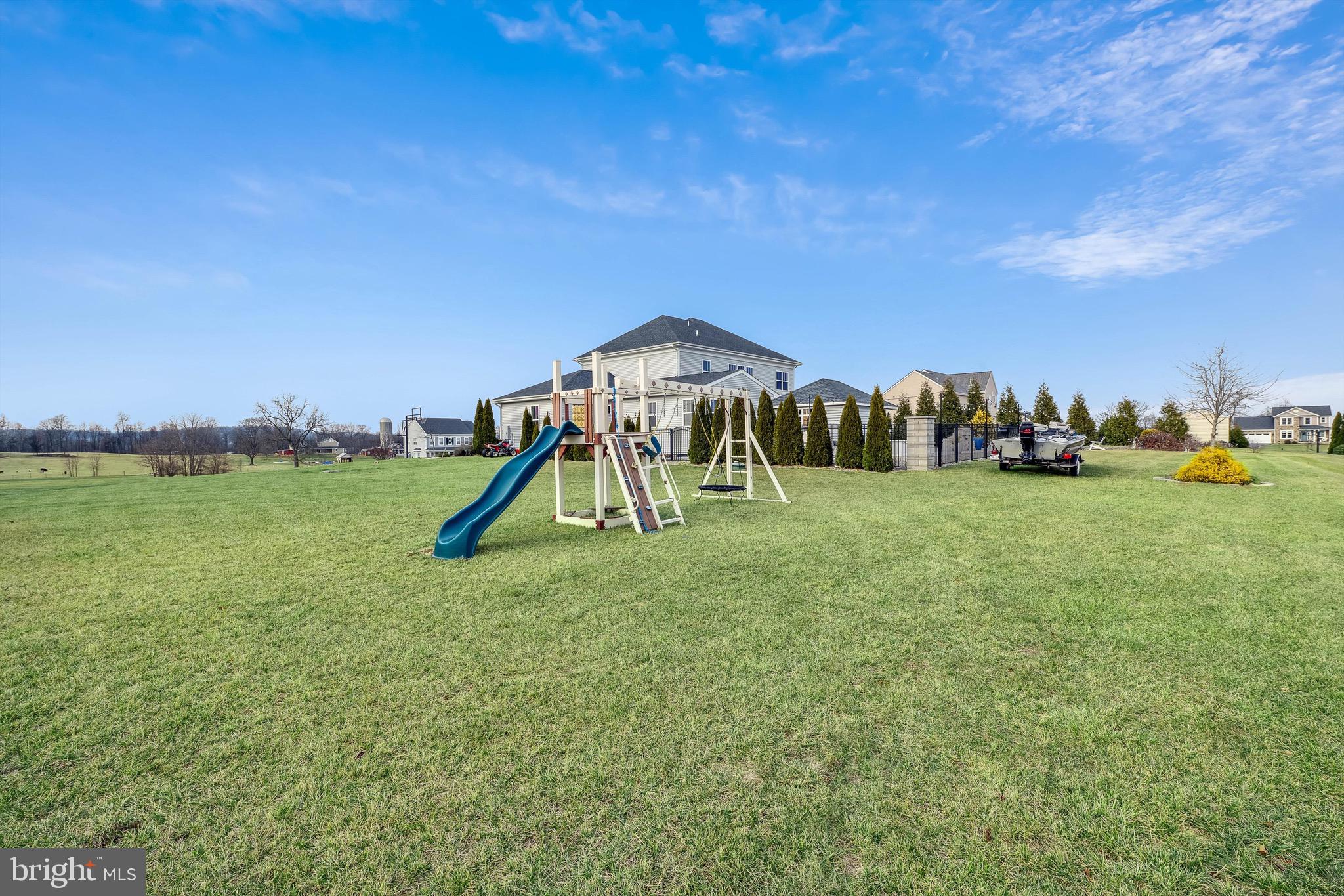 WILLOW RIDGE - Residential