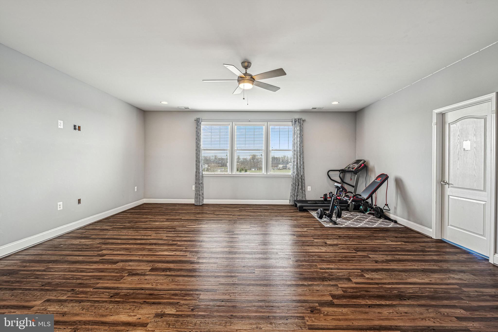 WILLOW RIDGE - Residential