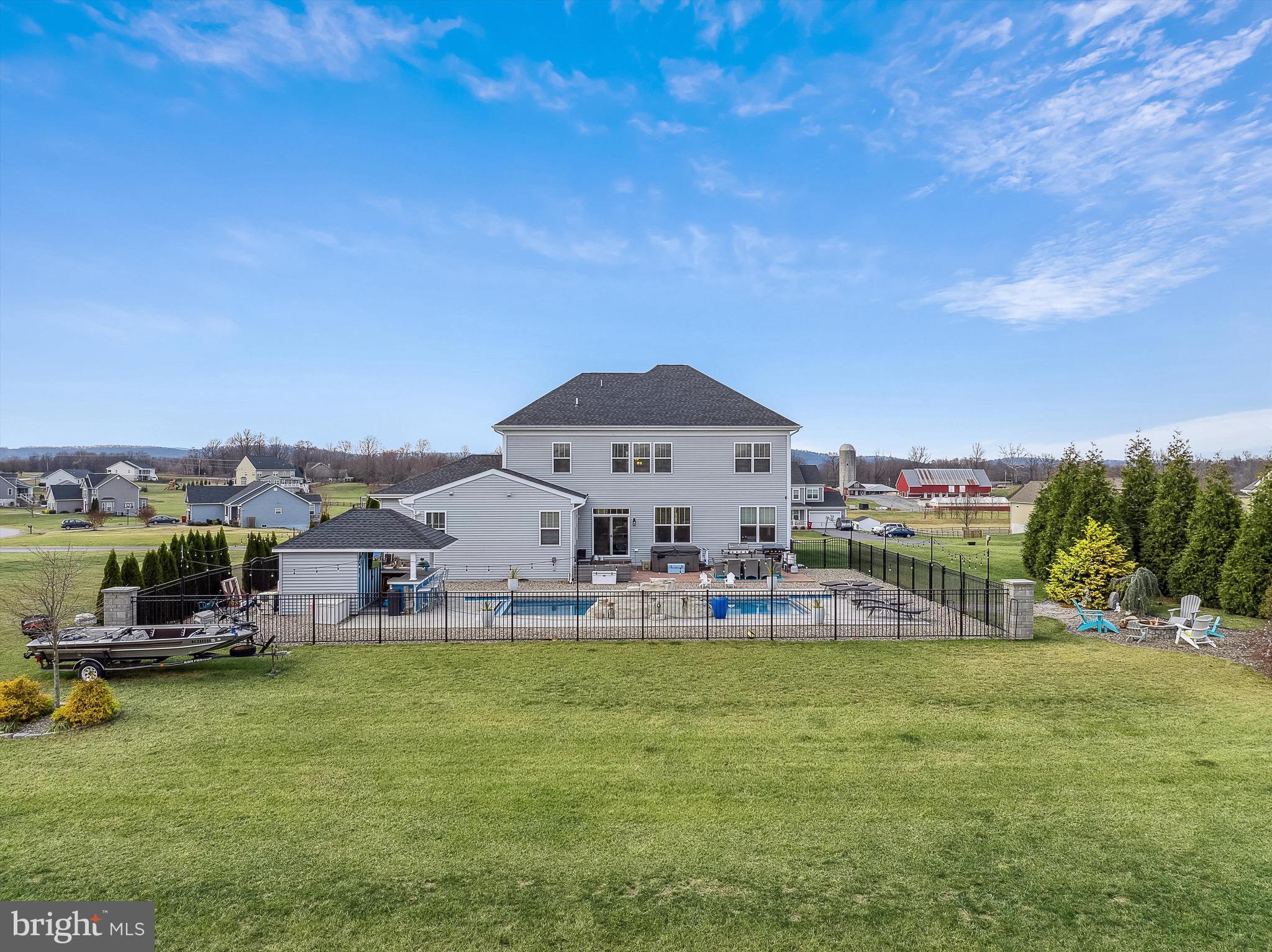 WILLOW RIDGE - Residential