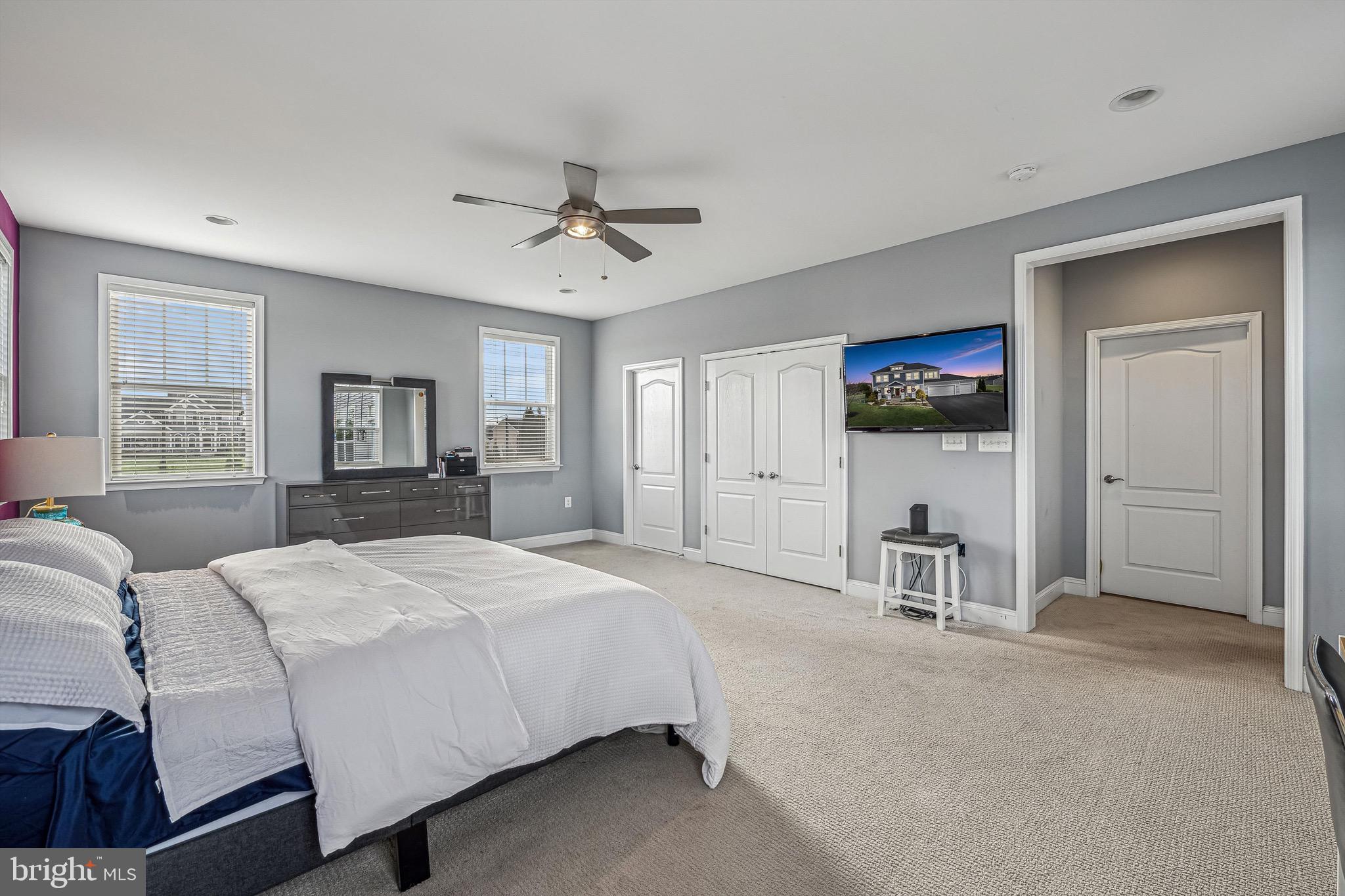 WILLOW RIDGE - Residential