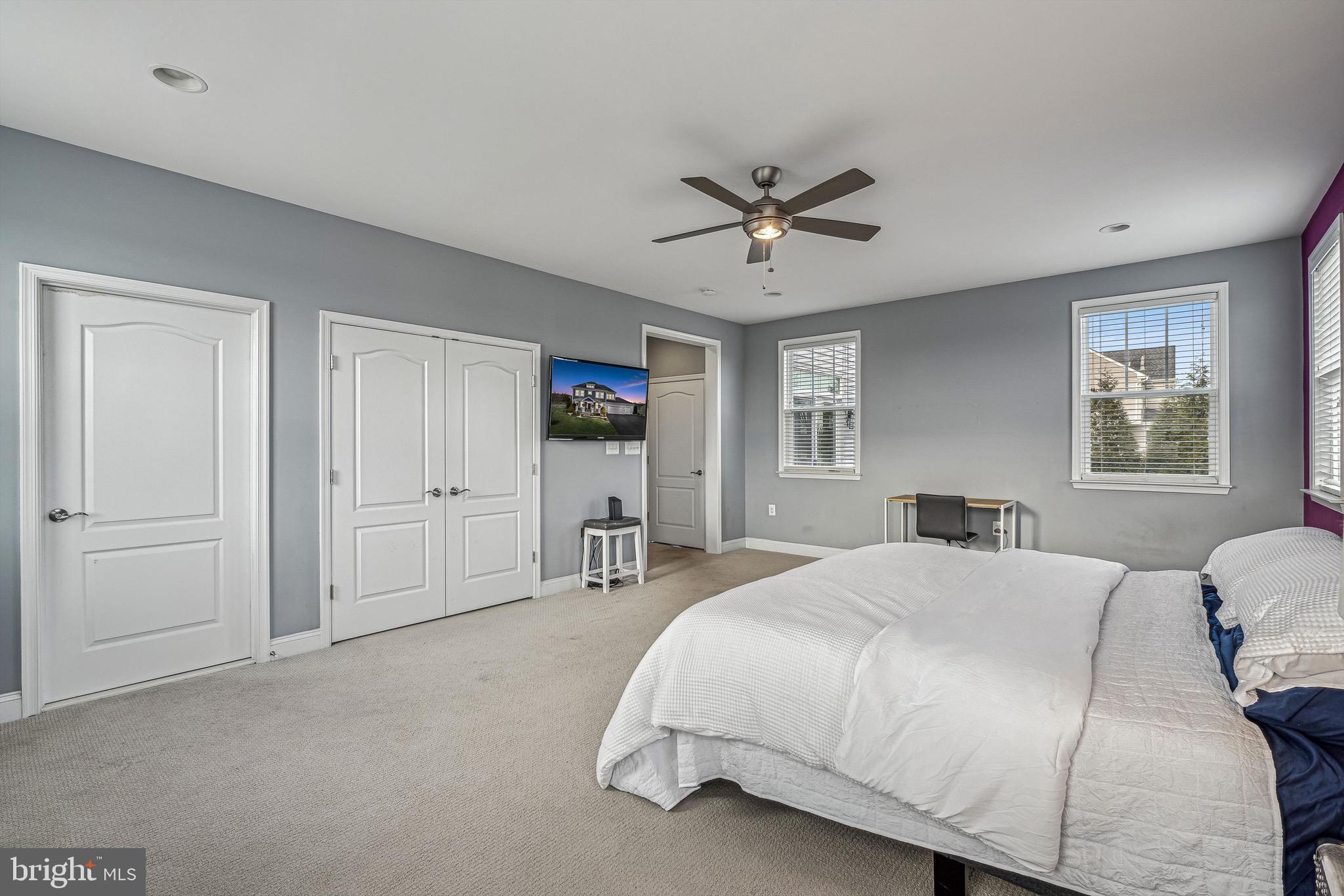 WILLOW RIDGE - Residential