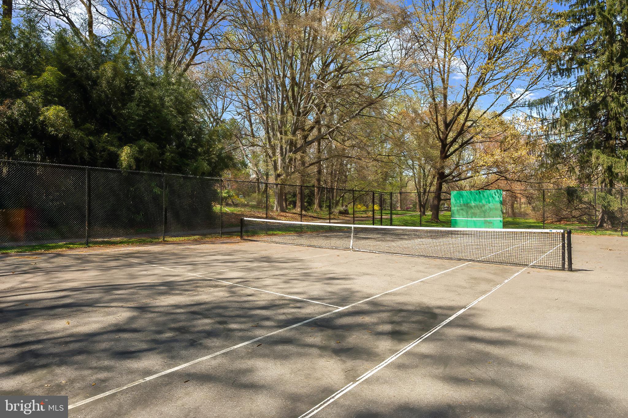 NORTH HILLS - Residential