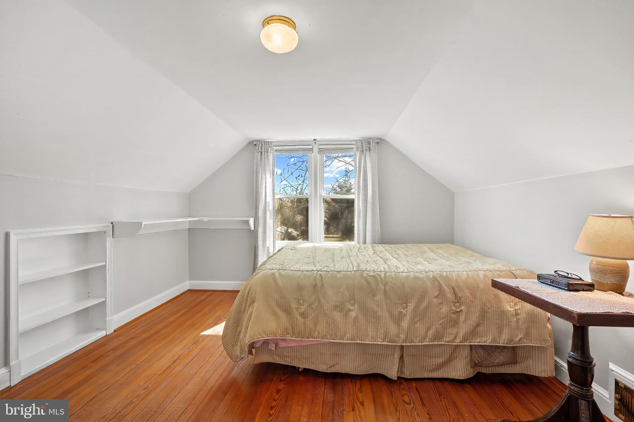 NORTH HILLS - Residential