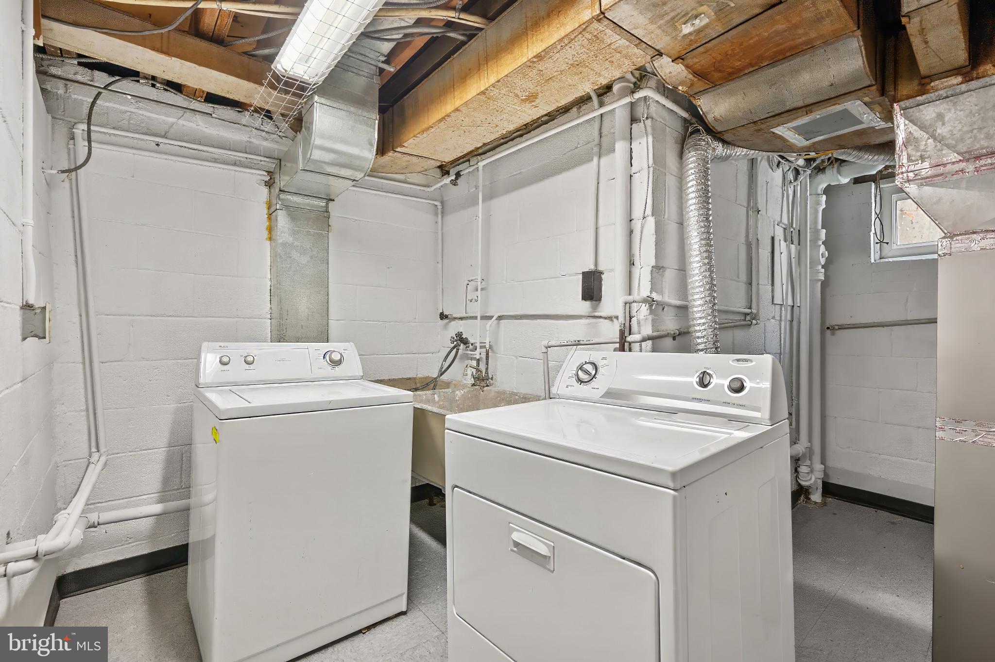 NORTH HILLS - Residential