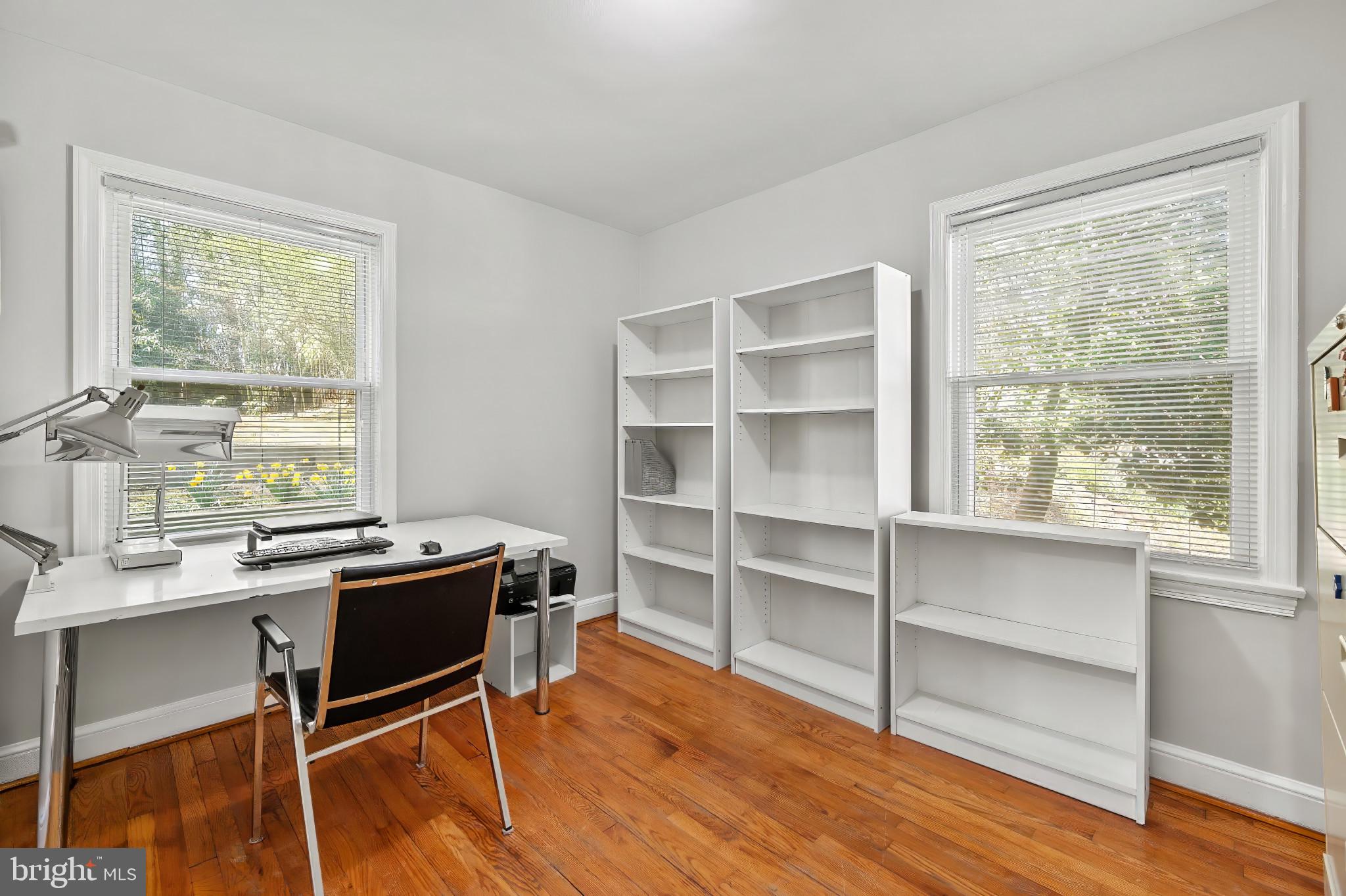 NORTH HILLS - Residential