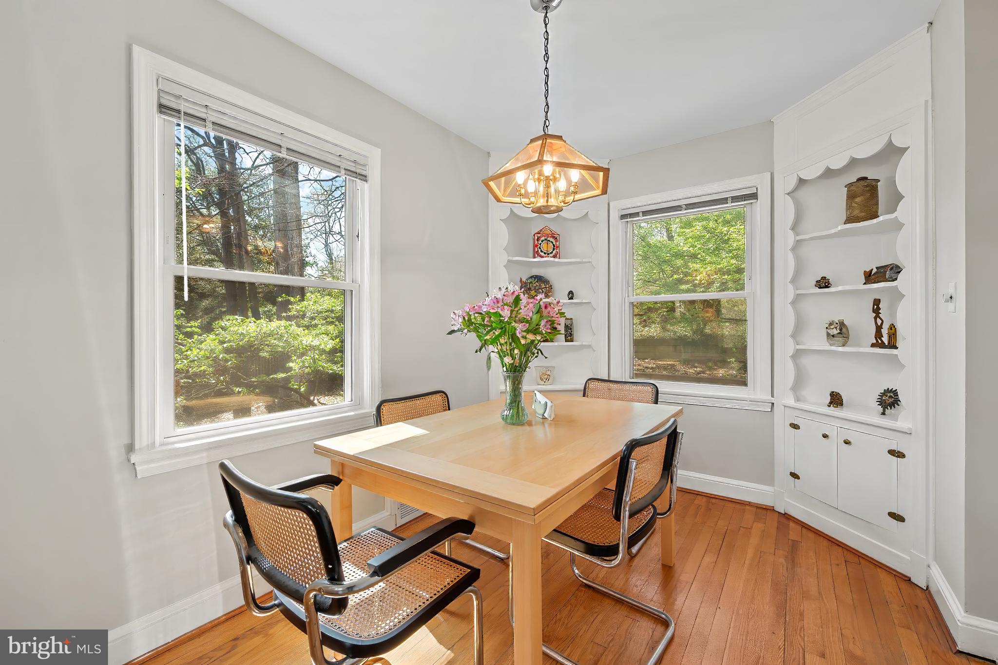 NORTH HILLS - Residential