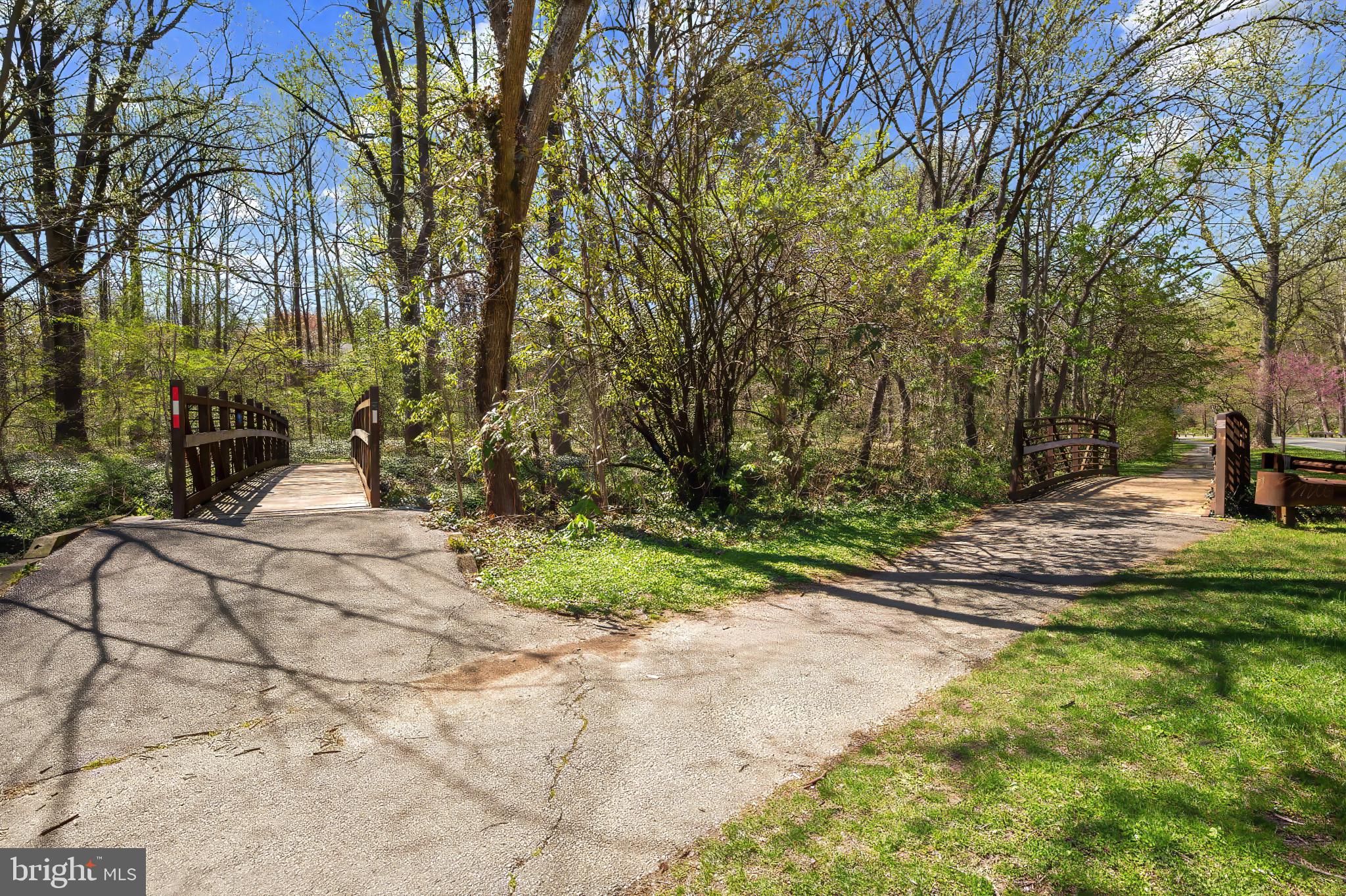 NORTH HILLS - Residential