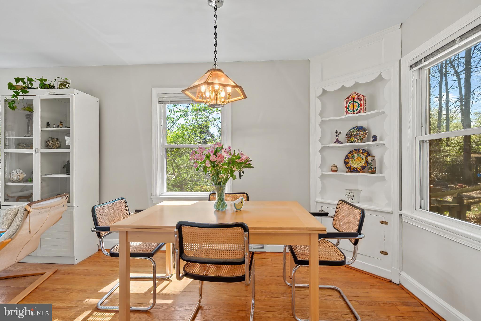 NORTH HILLS - Residential