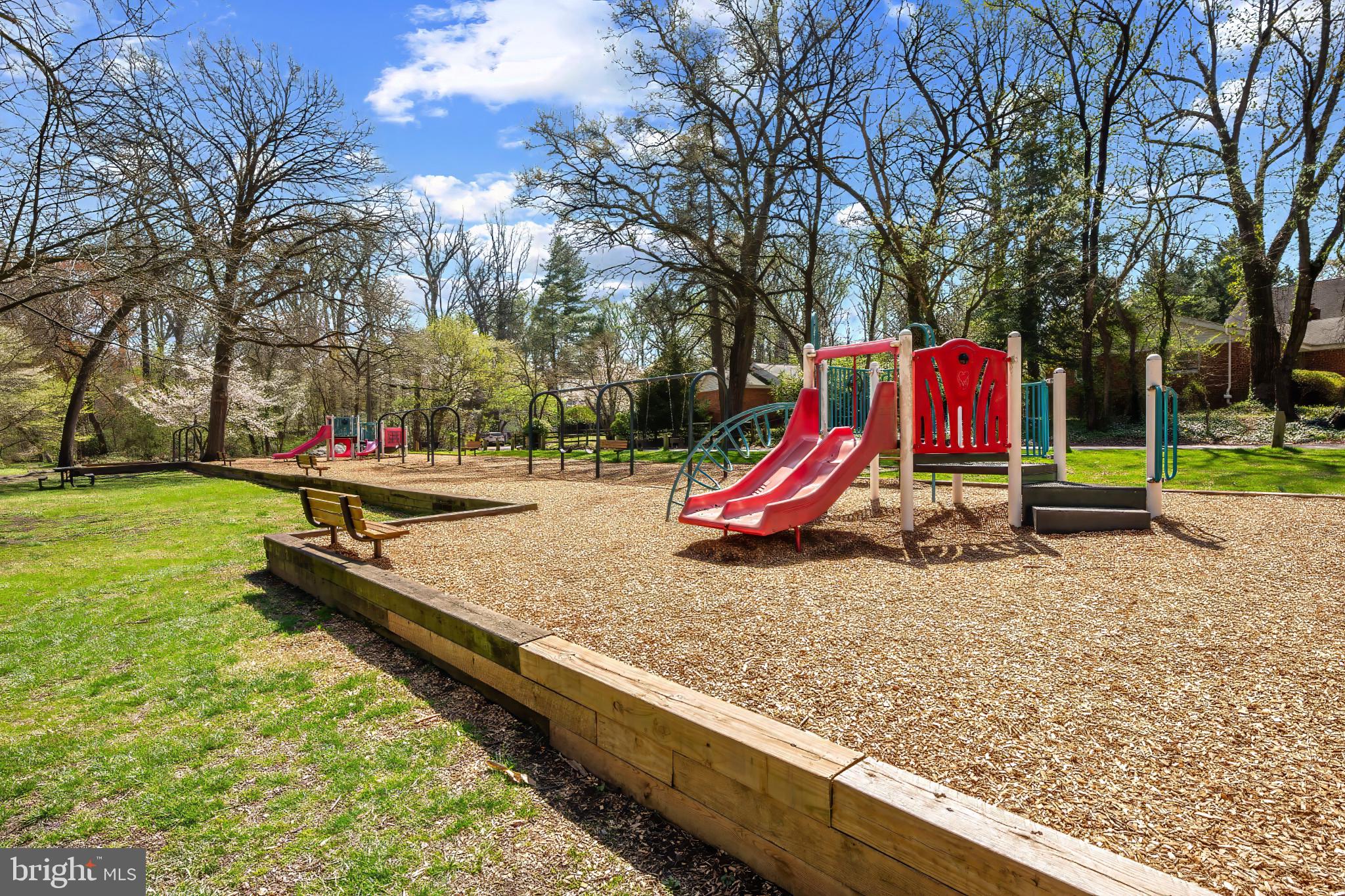 NORTH HILLS - Residential