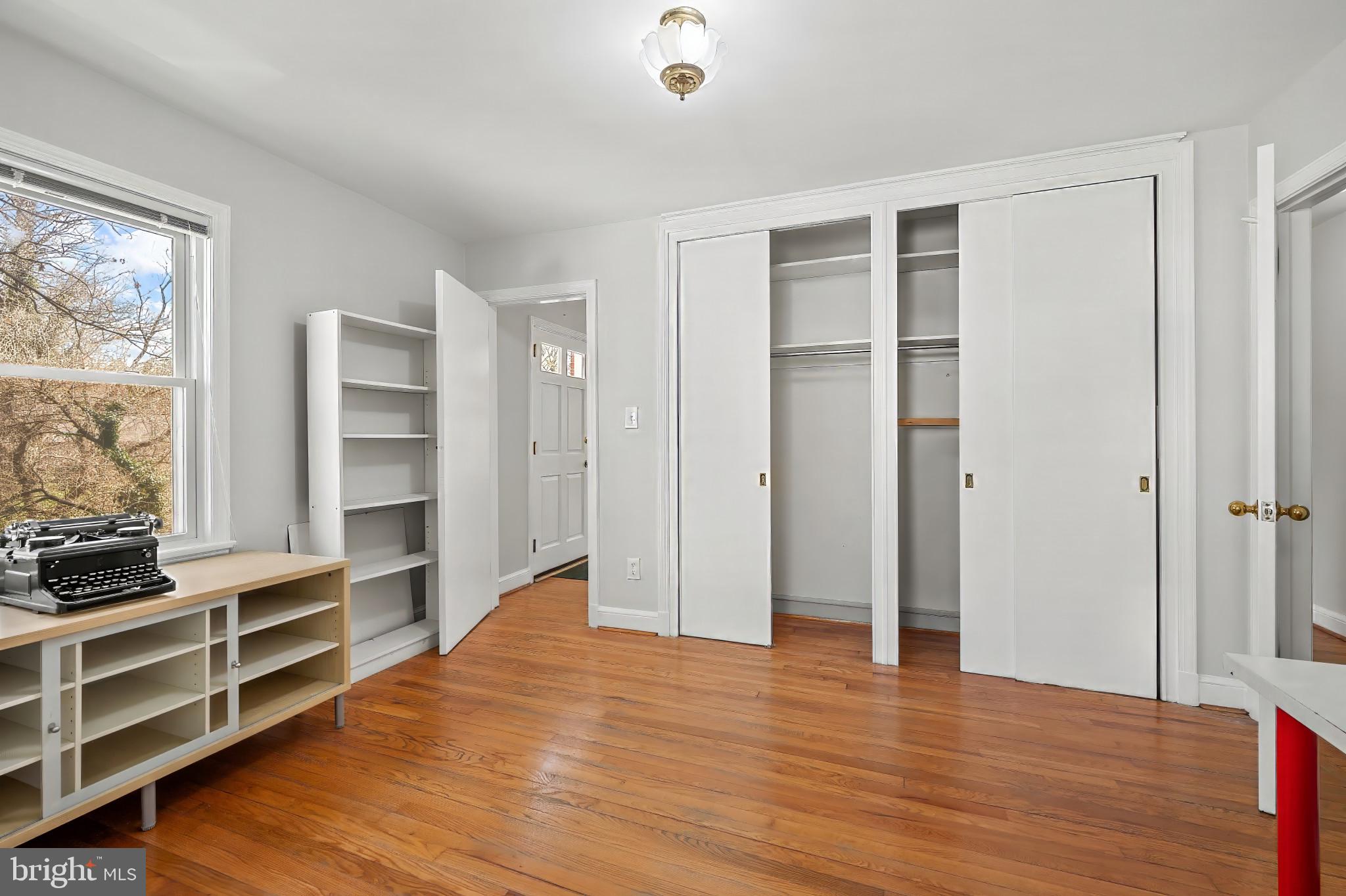 NORTH HILLS - Residential