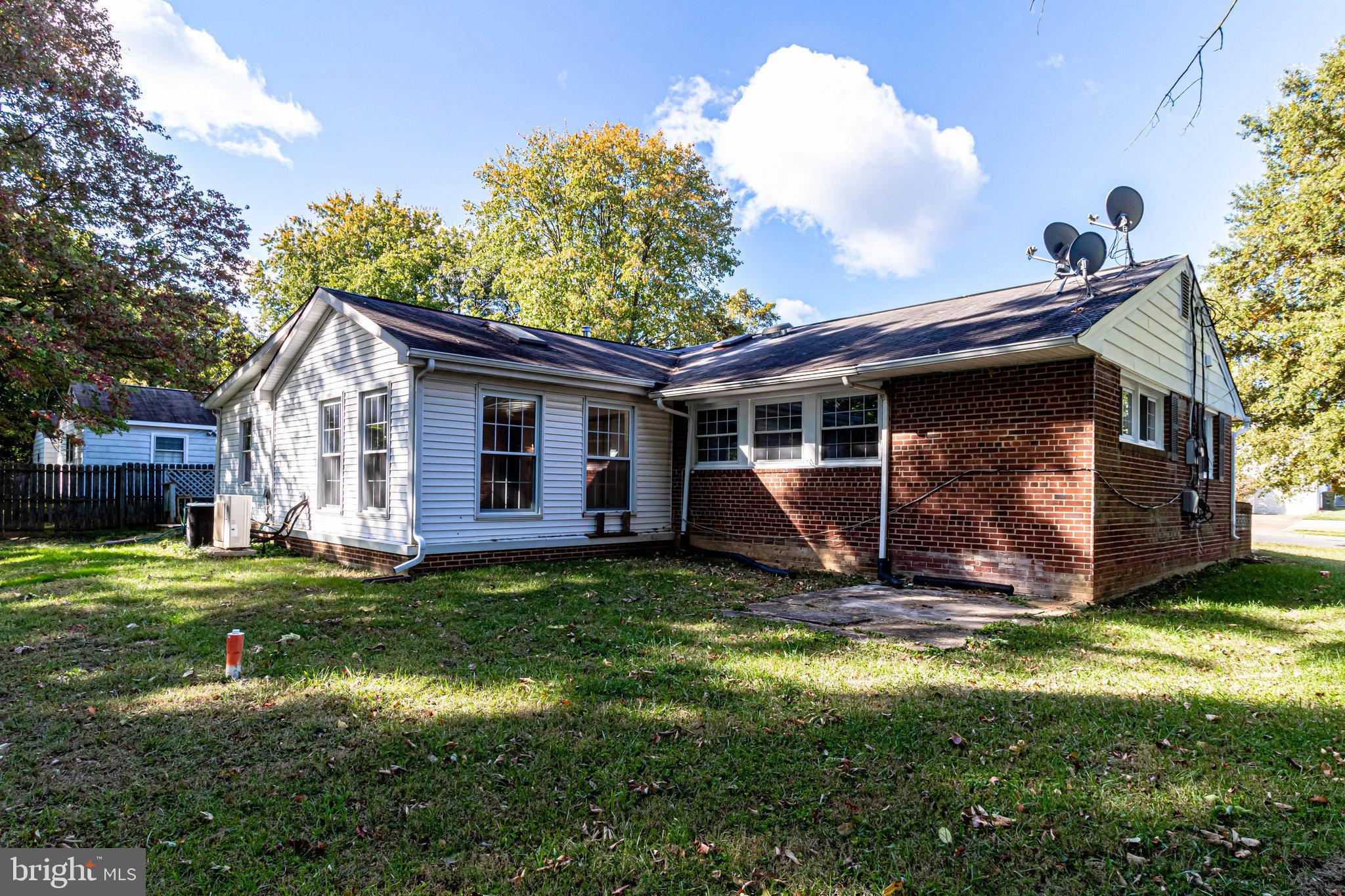 EDSALL PARK - Residential