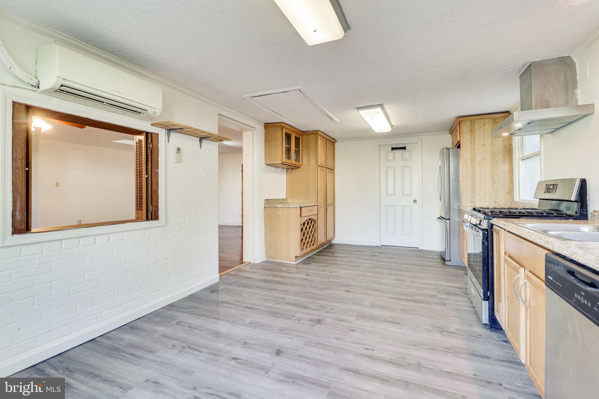 EDSALL PARK - Residential