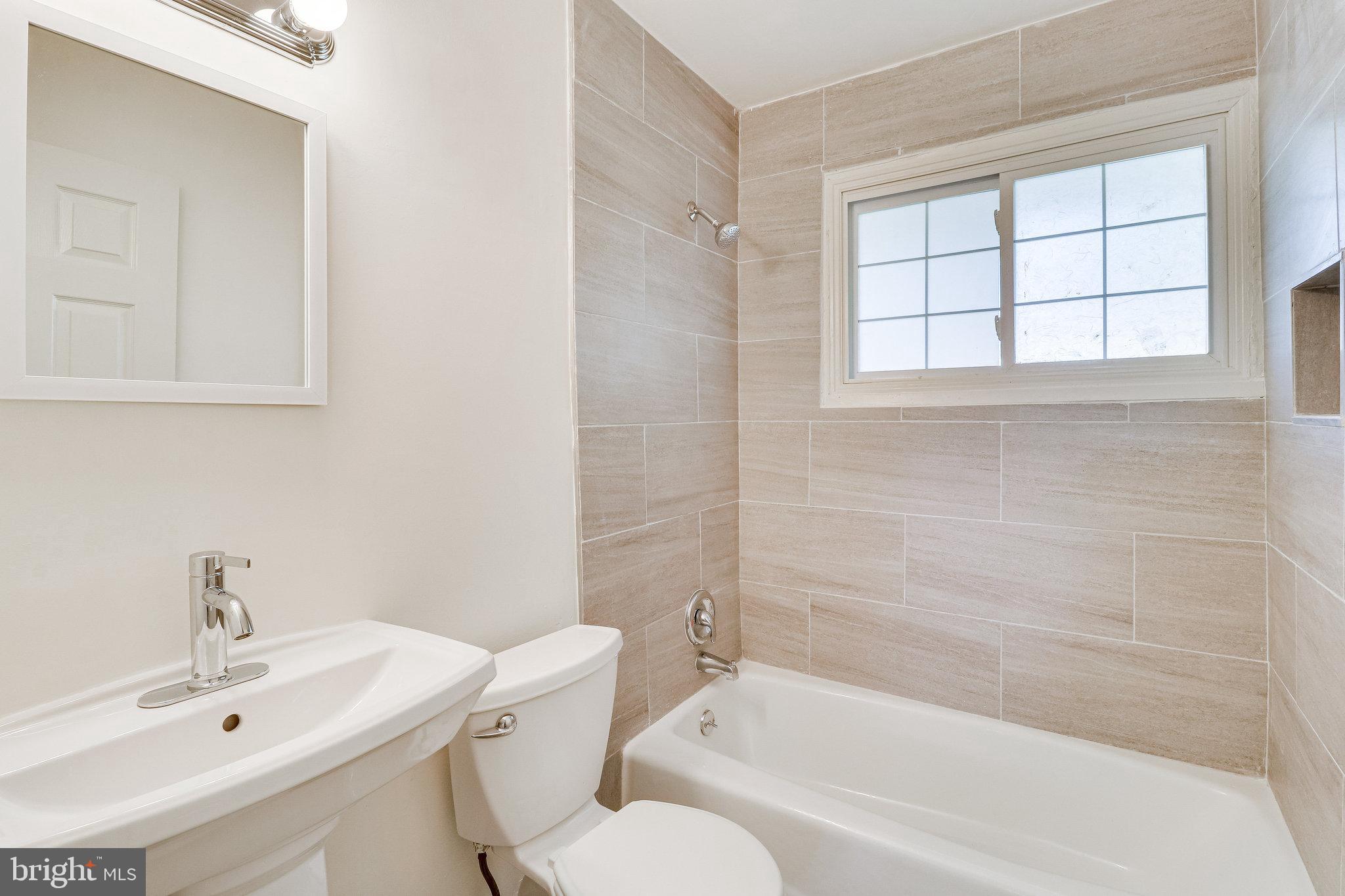 EDSALL PARK - Residential