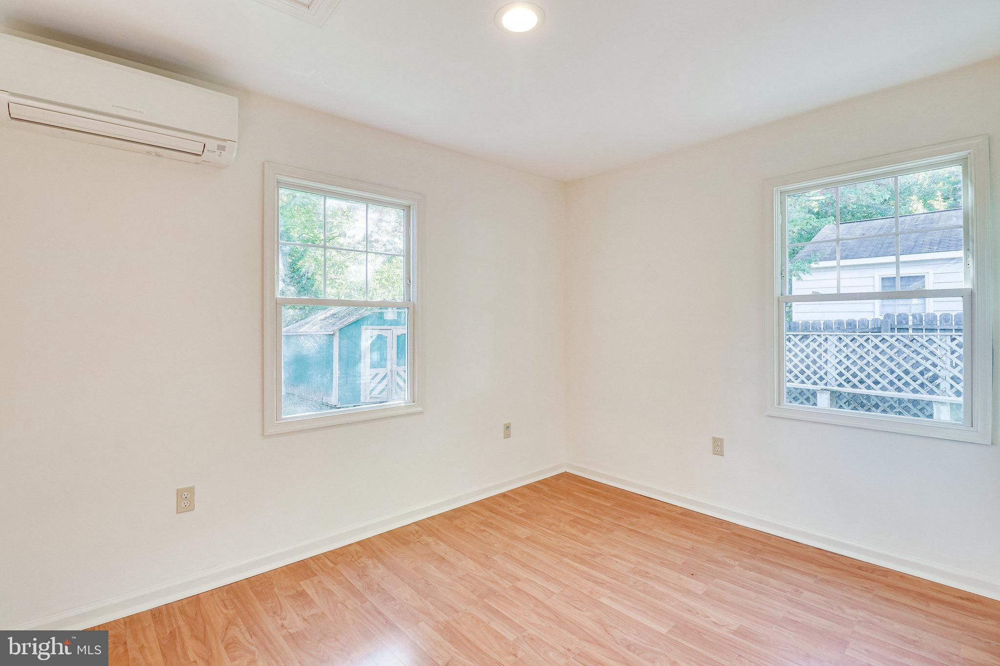 EDSALL PARK - Residential