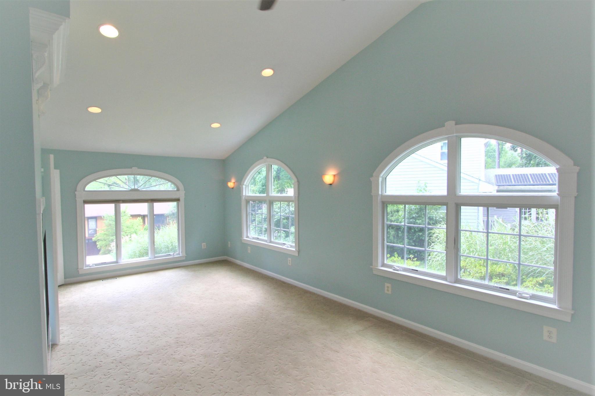 LONGFELLOW - Residential