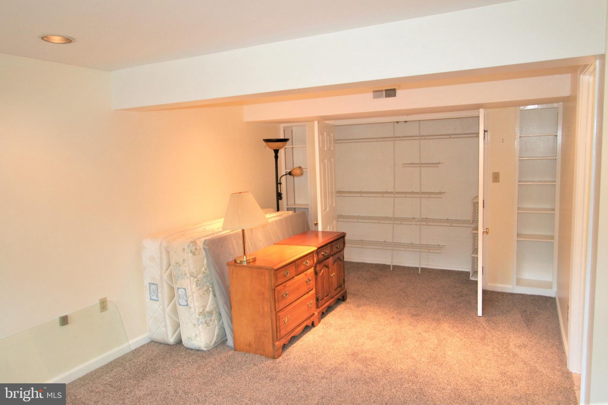 LONGFELLOW - Residential