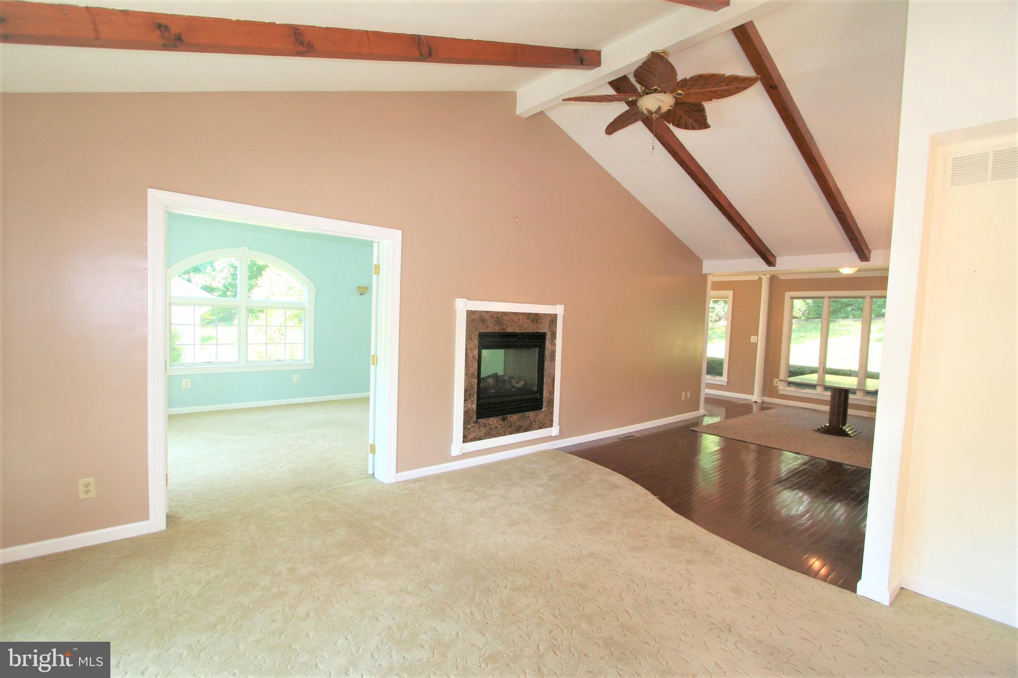 LONGFELLOW - Residential