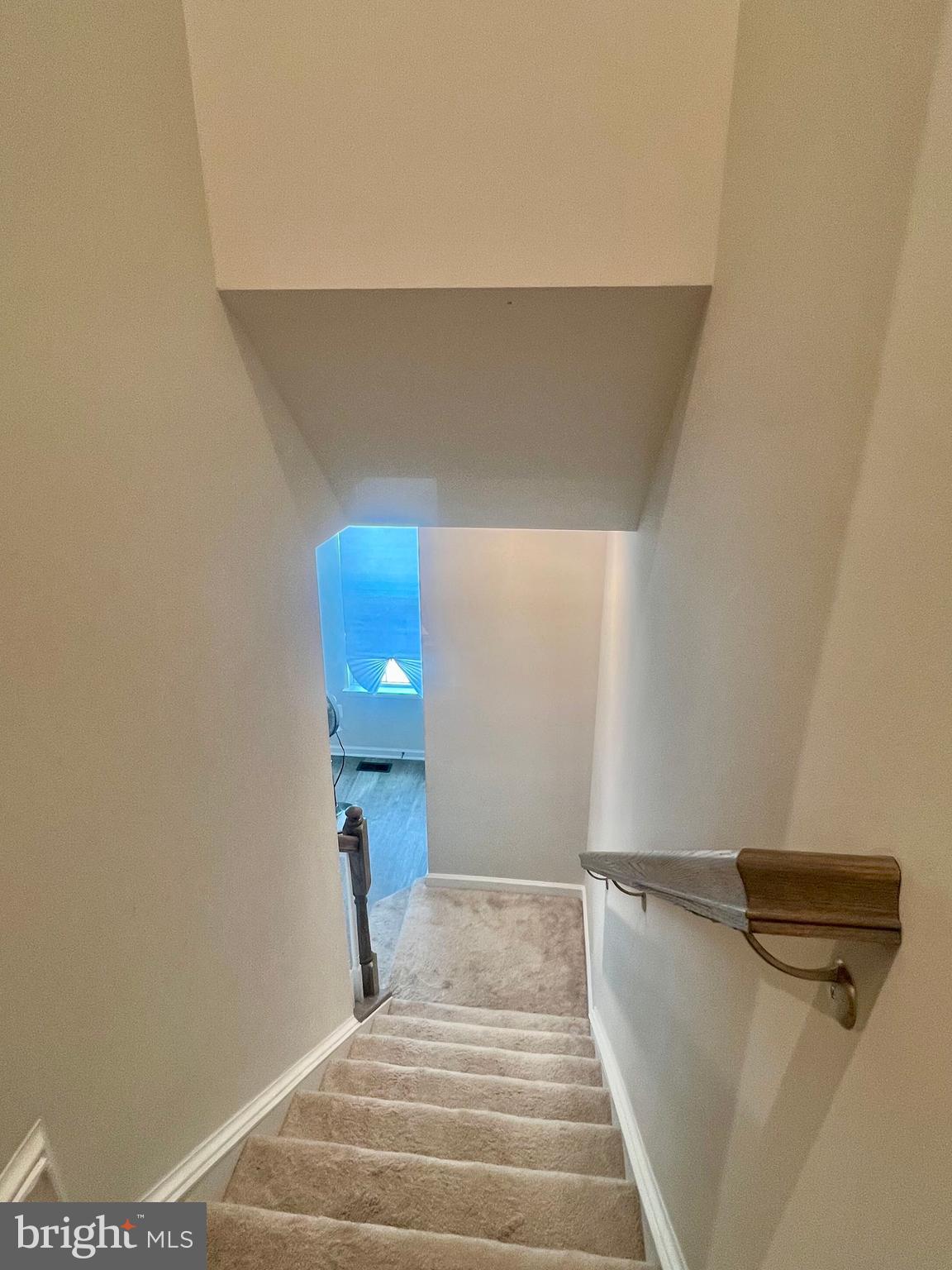 ANCHOR POINT - Residential