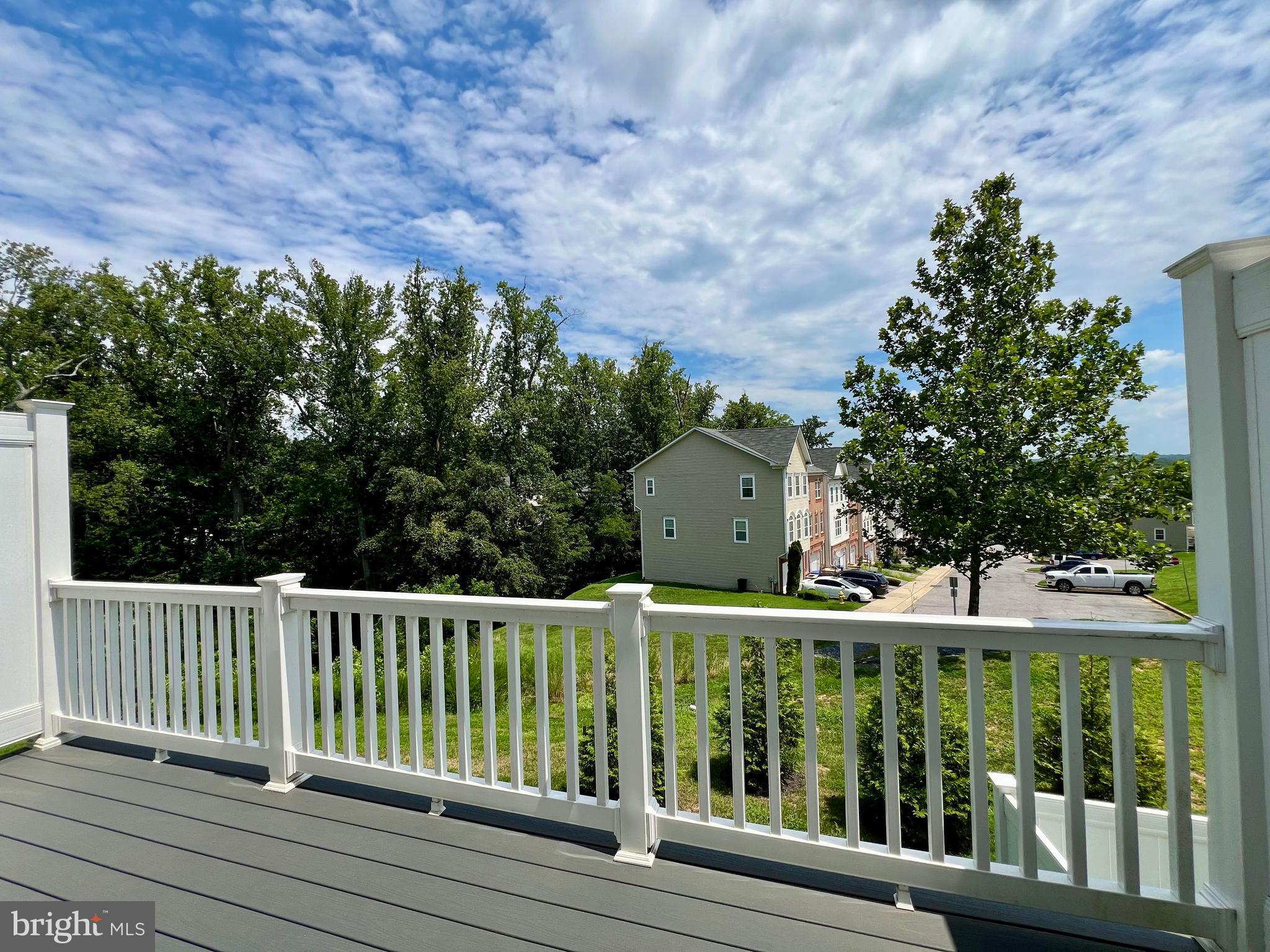 ANCHOR POINT - Residential