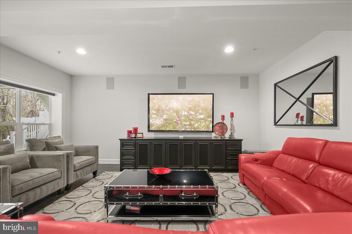 HIGHLAND RESERVE - Residential