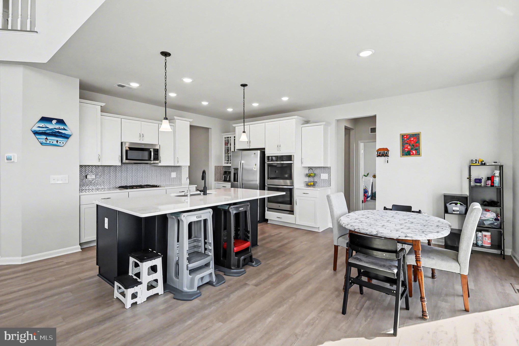 NEW POST ON THE RAPPAHANNOCK - Residential