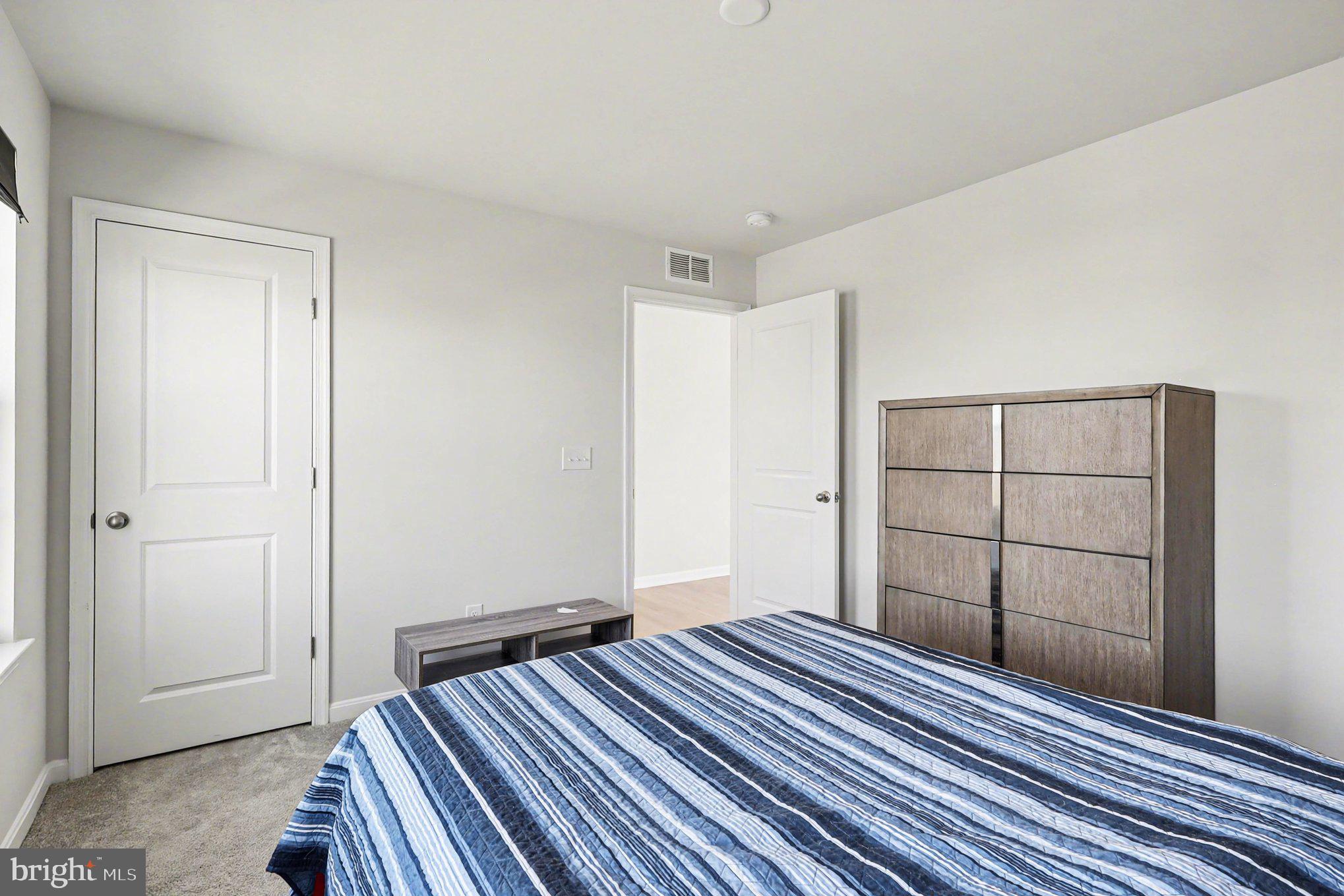 NEW POST ON THE RAPPAHANNOCK - Residential