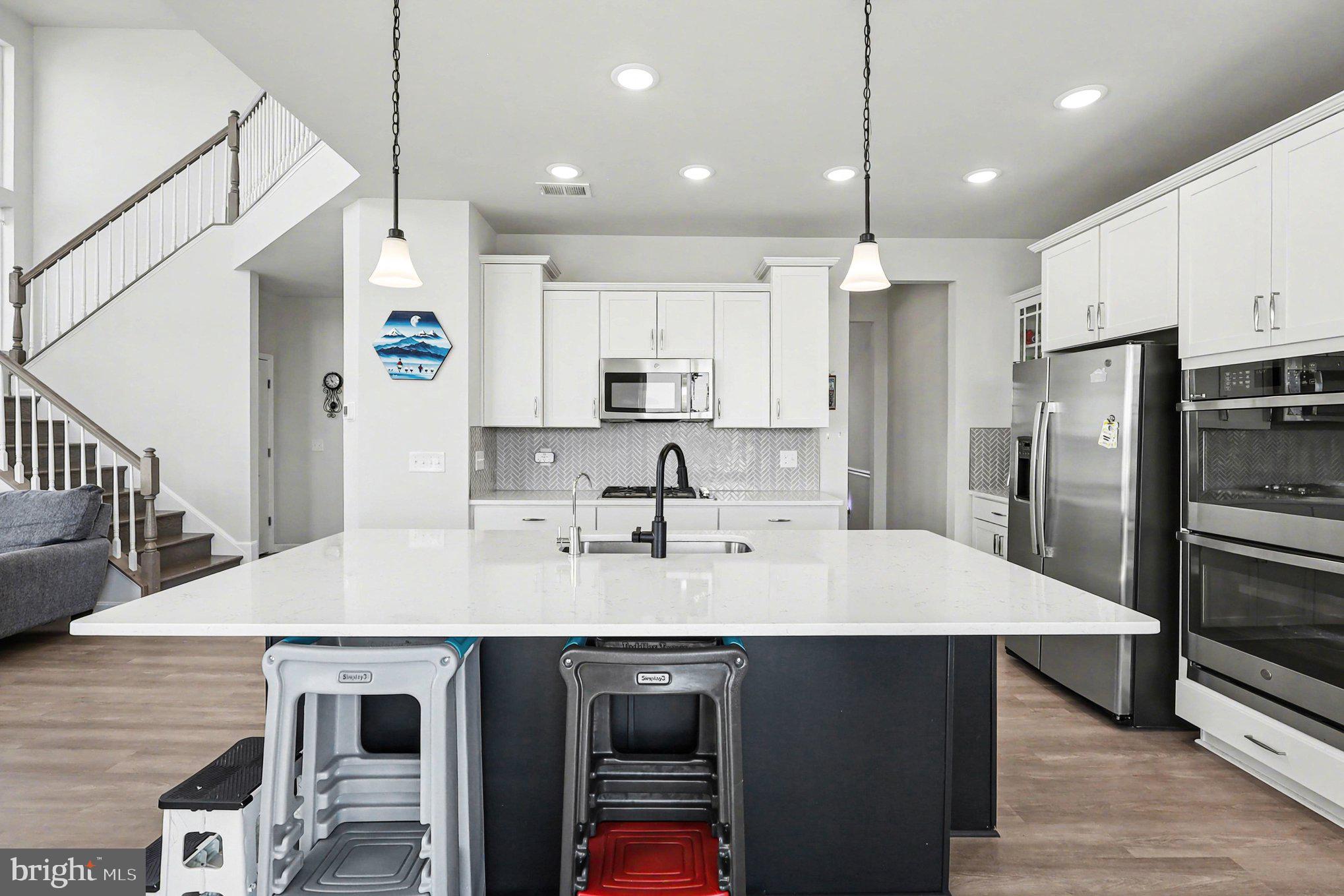 NEW POST ON THE RAPPAHANNOCK - Residential